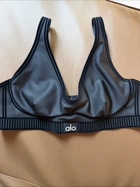 Airlift line up bra